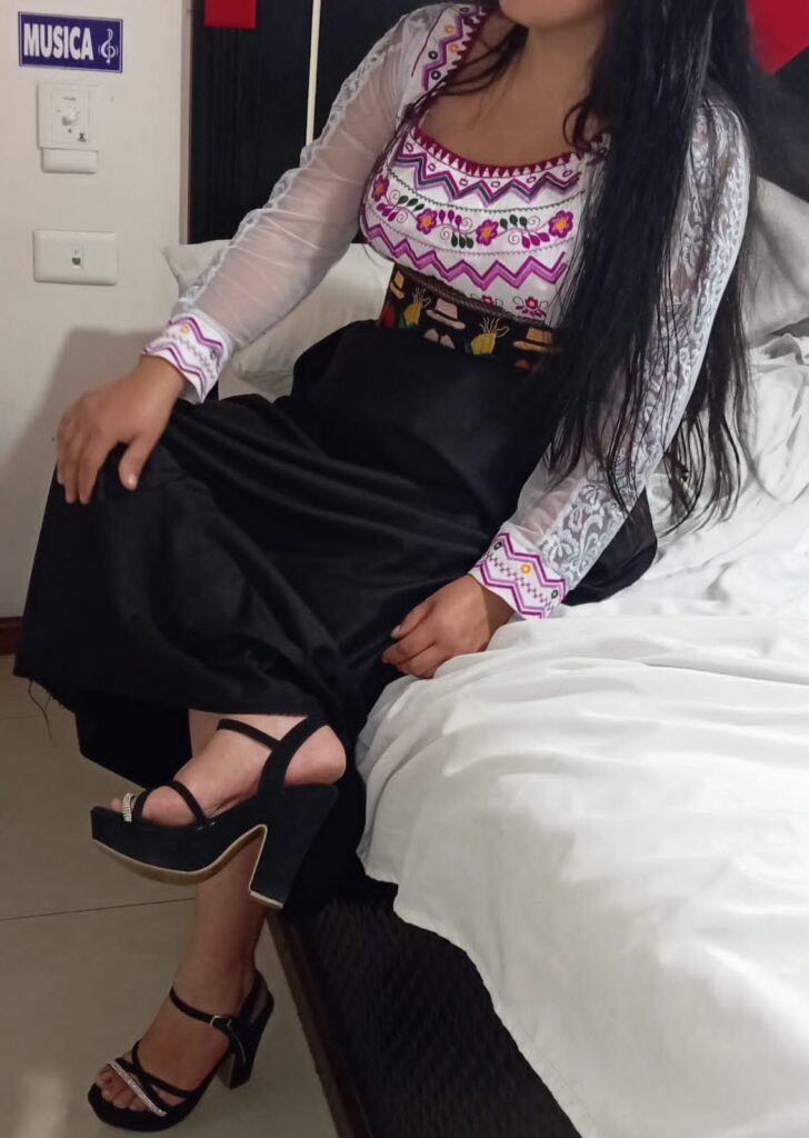indigenas desnudas ecuador