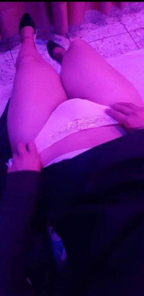 indigenas desnudas ecuador